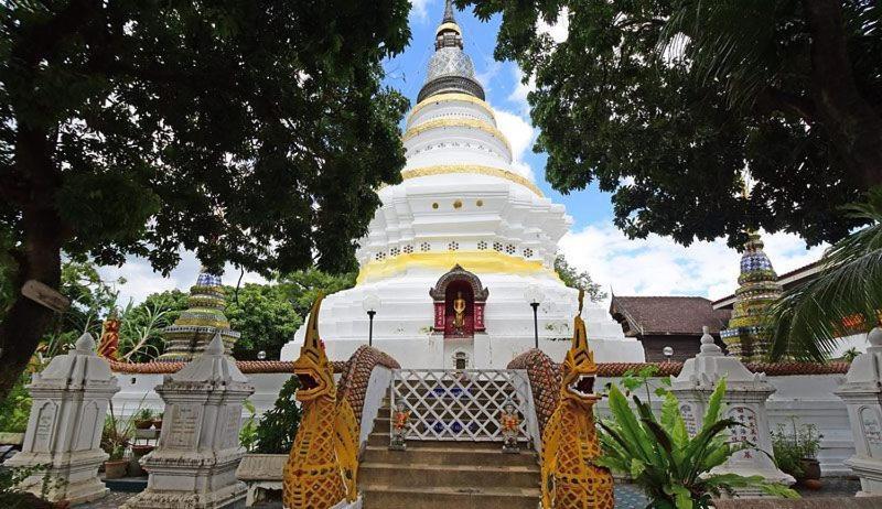 Darley Hotel Chiangmai Csiangmaj Kültér fotó